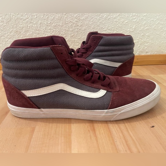 High Top Vans - Picture 1 of 6